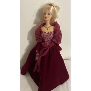 2002‎ Holiday Celebration Barbie      Special Edition